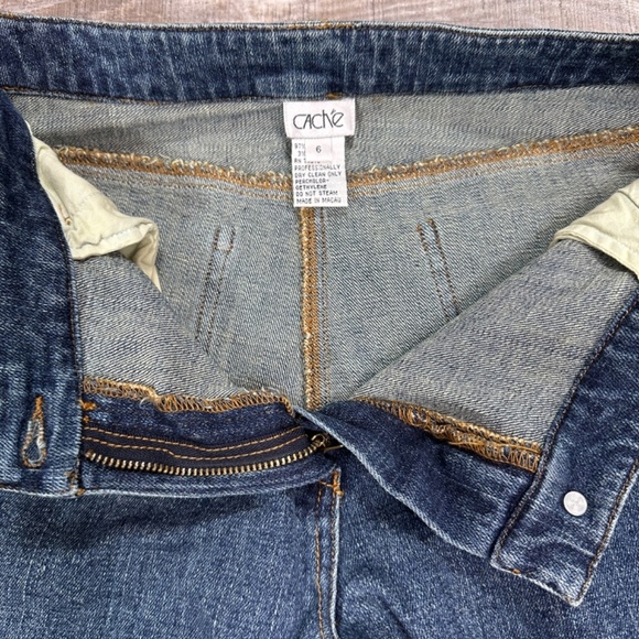 Y2K Cache Size 6 Denim Capri Jeans Cropped Blue Rhinestones Beaded Cuffed - Picture 11 of 13